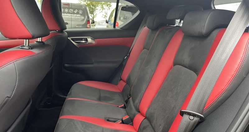 Lexus CT cena 111900 przebieg: 31474, rok produkcji 2020 z Mogilno małe 352